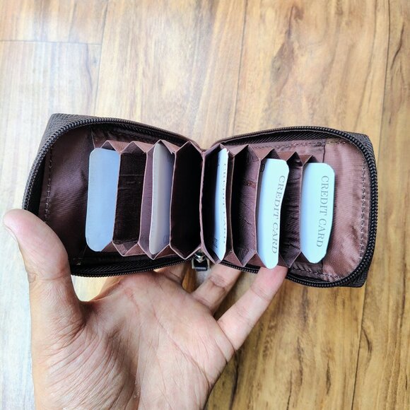 Genuine Leather Palm Wallet for Women with RFID Blocking - Picture 8 of 15